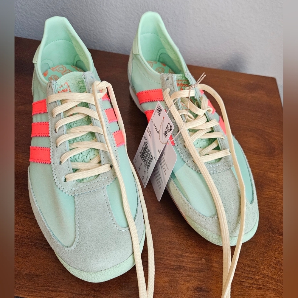 SL 72 OG Womens Adidas Green and Orange Sneakers Lightweight Casual